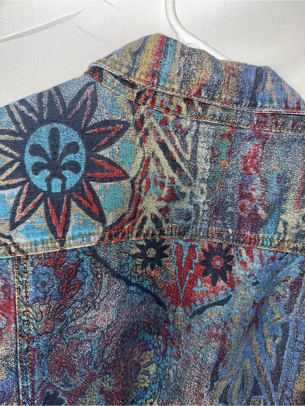 Chico’s Size 2 Boho Tapestry Print Multicolor Cotton Jacket - Picture 11 of 11